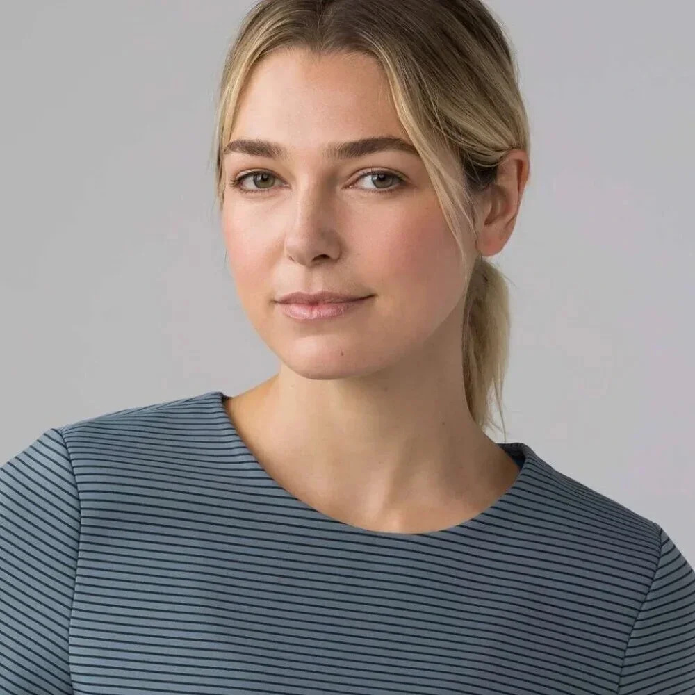 Lululemon Shaped Short Sleeve Sterling  | 4 - Picture 7 of 7